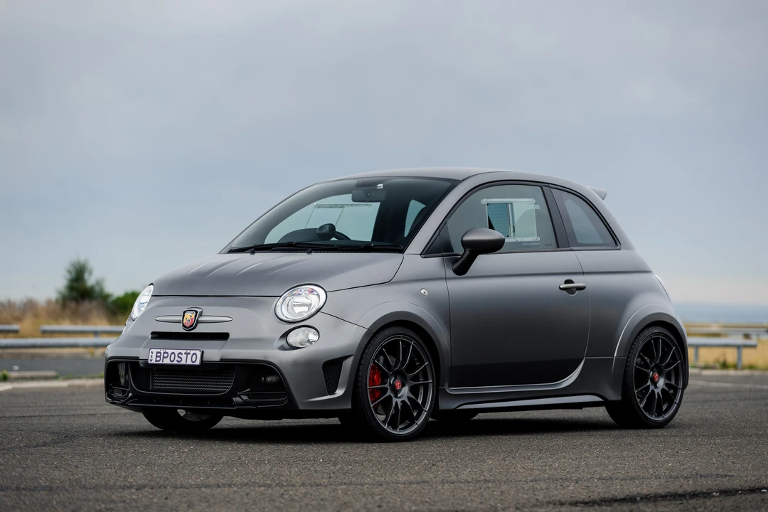 2015 Fiat Abarth 500 - Image 9 of 31
