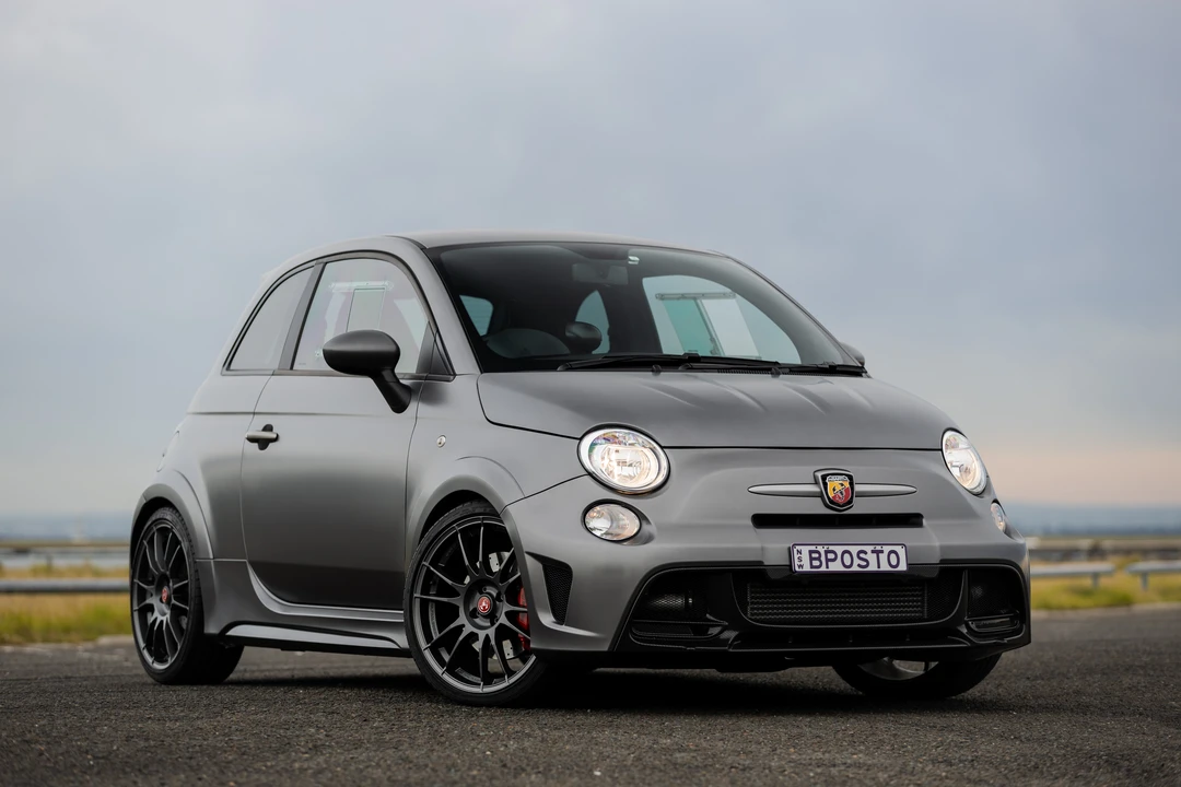2015 Fiat Abarth 500 - Image 3 of 31