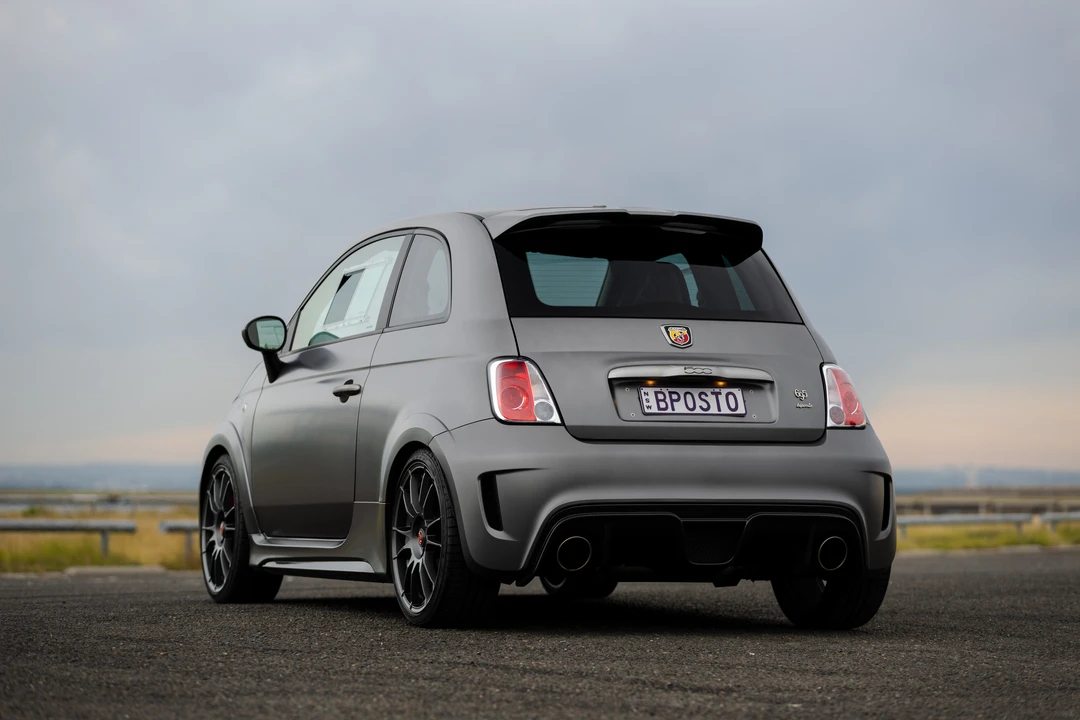 2015 Fiat Abarth 500 - Image 7 of 31