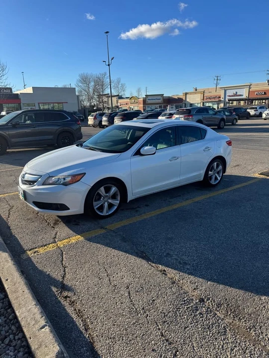 2015 Acura ILX - Image 4 of 11