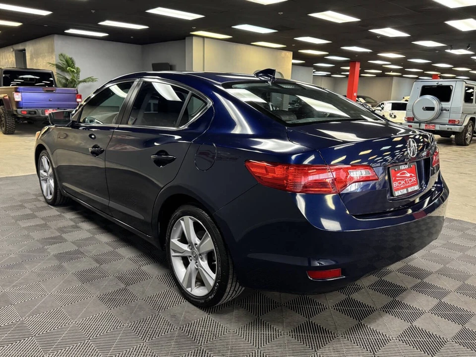 2015 Acura ILX - Image 11 of 12