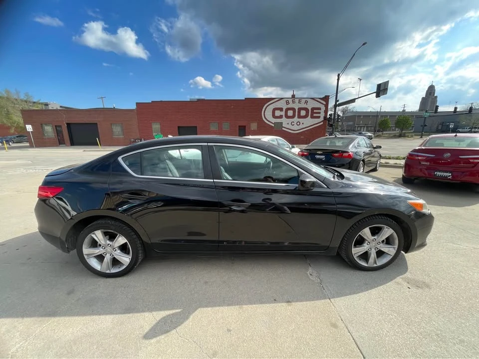 2015 Acura ILX - Image 2 of 9