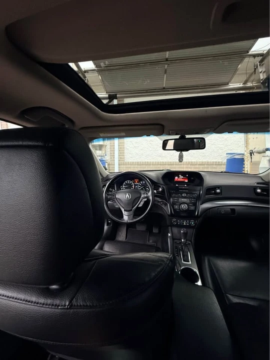 2015 Acura ILX - Image 8 of 12