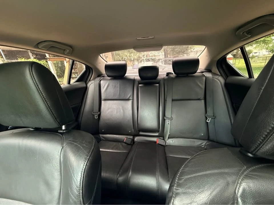 2015 Acura ILX - Image 10 of 12