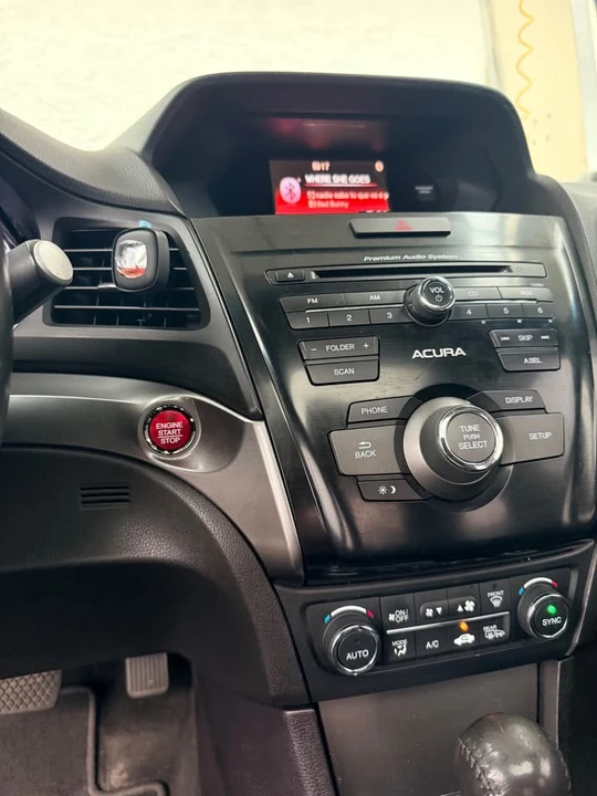 2015 Acura ILX - Image 7 of 12
