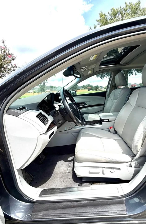 2015 Acura RLX - Image 16 of 16