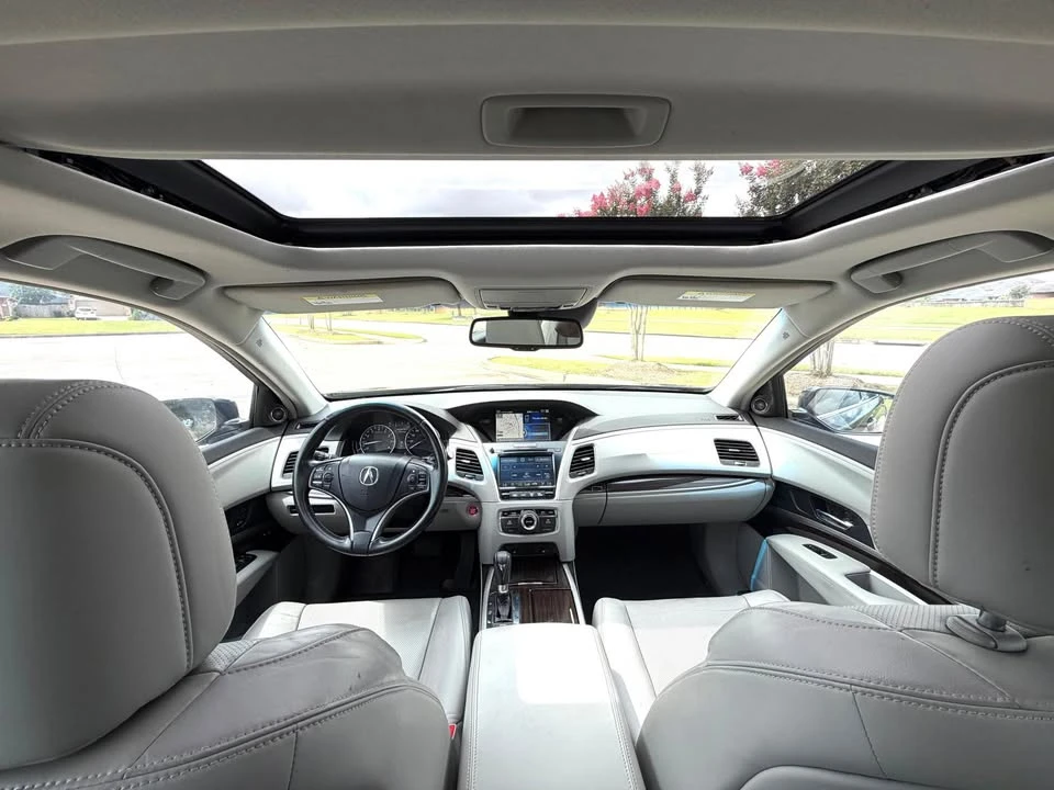 2015 Acura RLX - Image 8 of 16