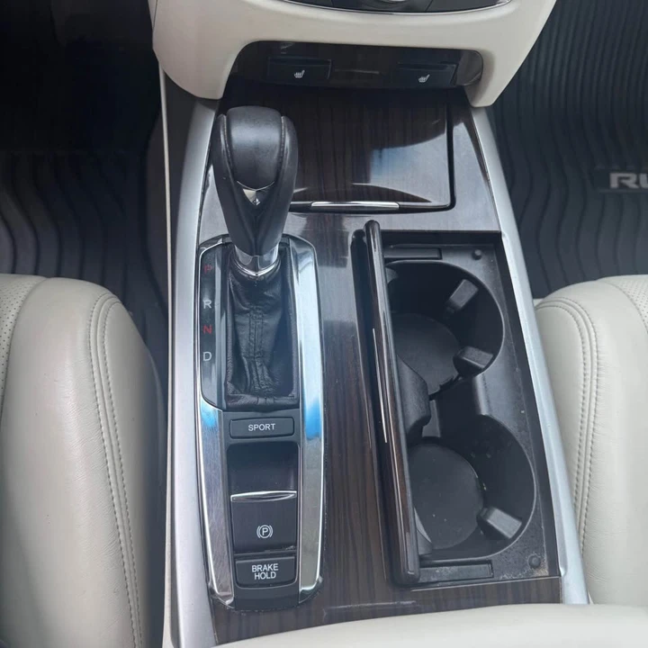 2015 Acura RLX - Image 17 of 18