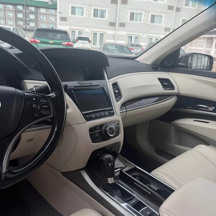 2015 Acura RLX - Image 16 of 18