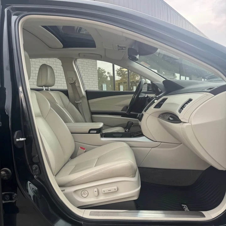 2015 Acura RLX - Image 9 of 18