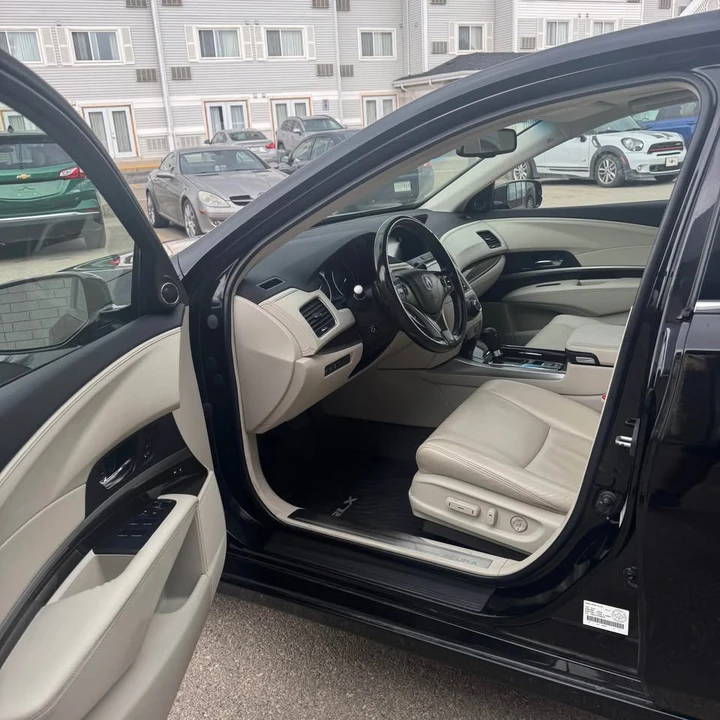 2015 Acura RLX - Image 12 of 18
