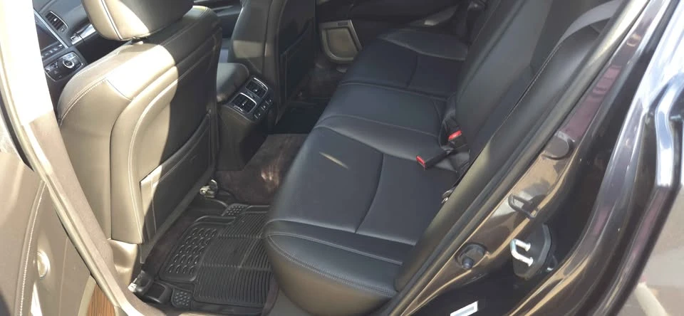2015 Acura RLX - Image 17 of 20