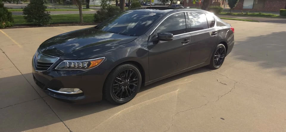 2015 Acura RLX - Image 16 of 20