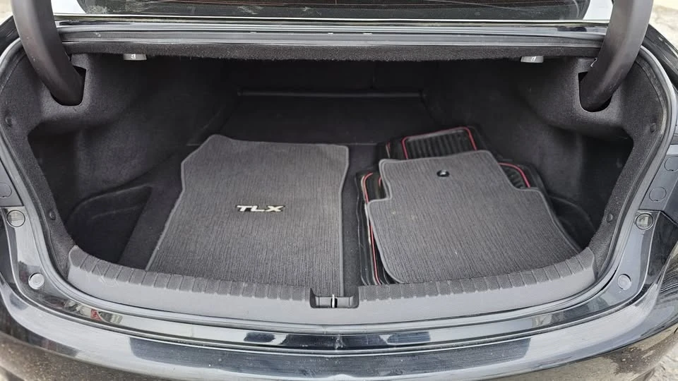 2015 Acura TLX 1st Gen - Image 18 of 19