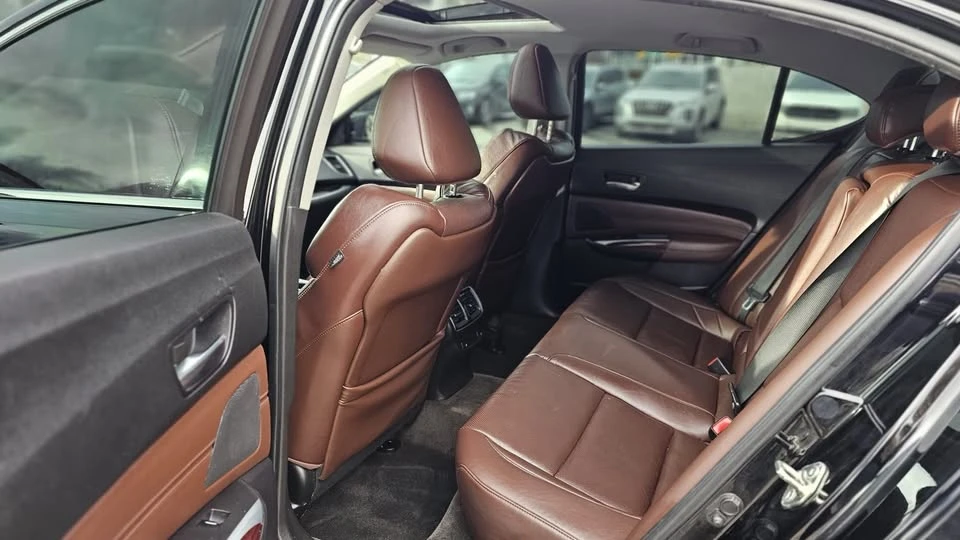 2015 Acura TLX 1st Gen - Image 16 of 19
