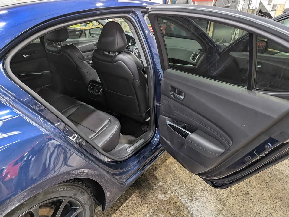2015 Acura TLX 1st Gen - Image 9 of 13