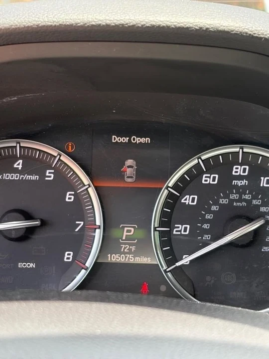 2015 Acura TLX 1st Gen - Image 10 of 19