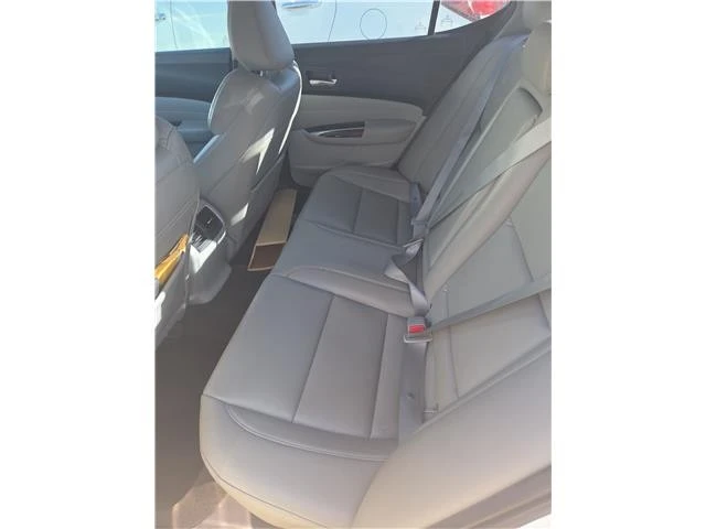 2015 Acura TLX 1st Gen - Image 5 of 11