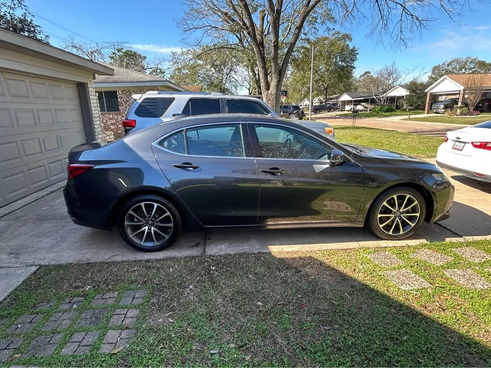 2015 Acura TLX 1st Gen - Image 2 of 9