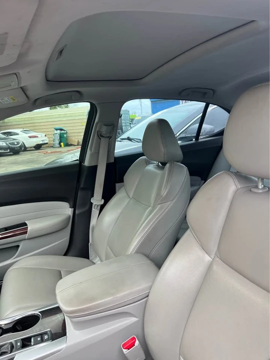 2015 Acura TLX 1st Gen - Image 8 of 10