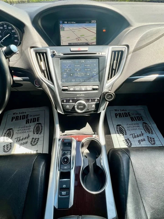 2015 Acura TLX 1st Gen - Image 10 of 17