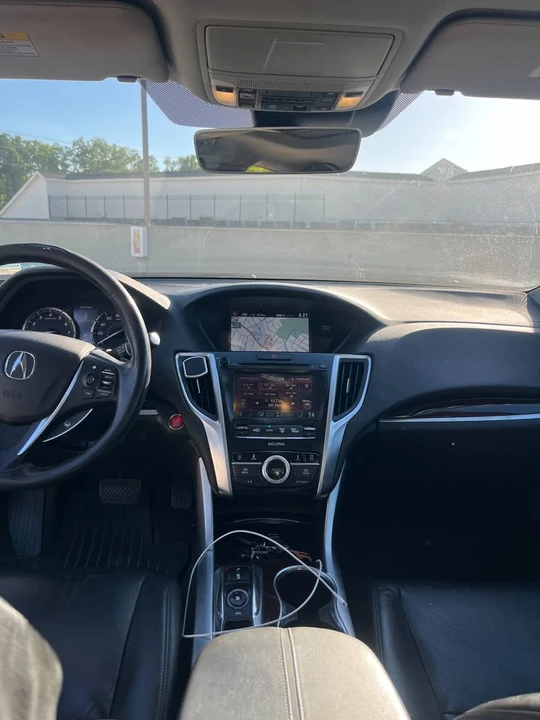 2015 Acura TLX 1st Gen - Image 10 of 13