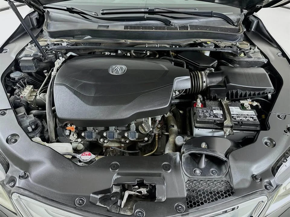 2015 Acura TLX 1st Gen - Image 8 of 10