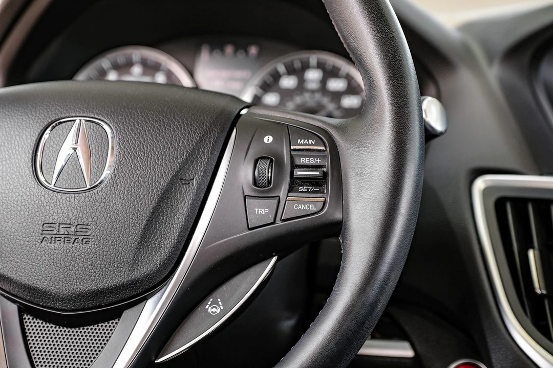 2015 Acura TLX 1st Gen - Image 17 of 21