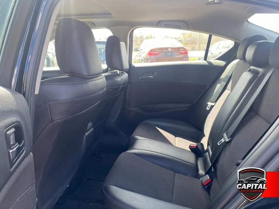 2015 Acura ILX - Image 12 of 15