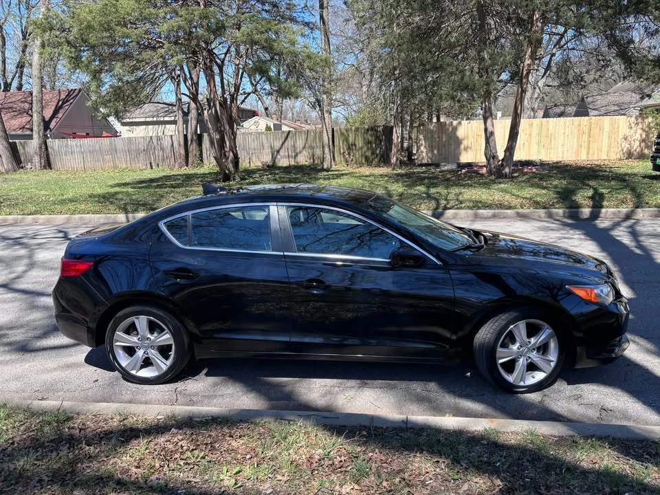 2015 Acura ILX - Image 8 of 20