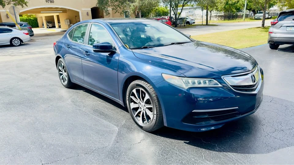 2015 Acura ILX - Image 2 of 19