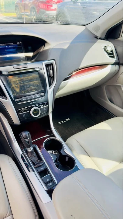 2015 Acura ILX - Image 15 of 19