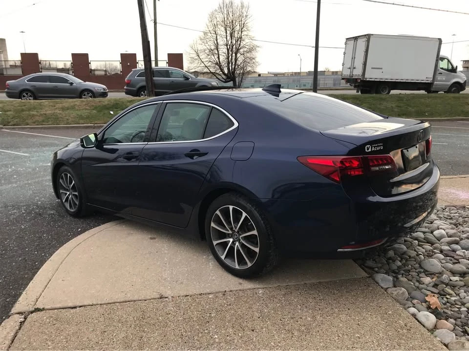 2015 Acura ILX - Image 15 of 17