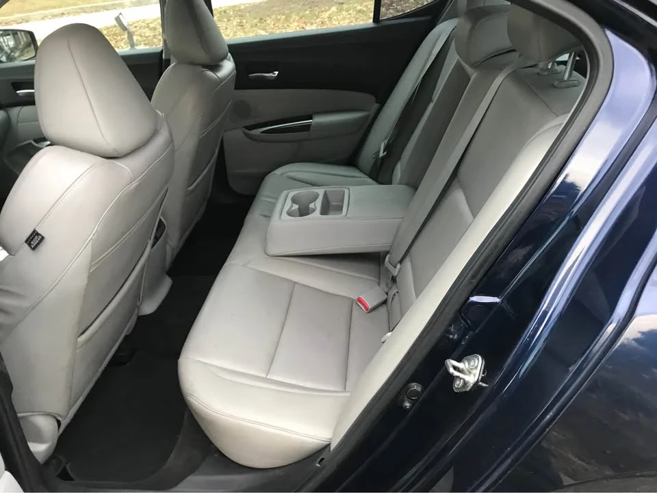 2015 Acura ILX - Image 2 of 17