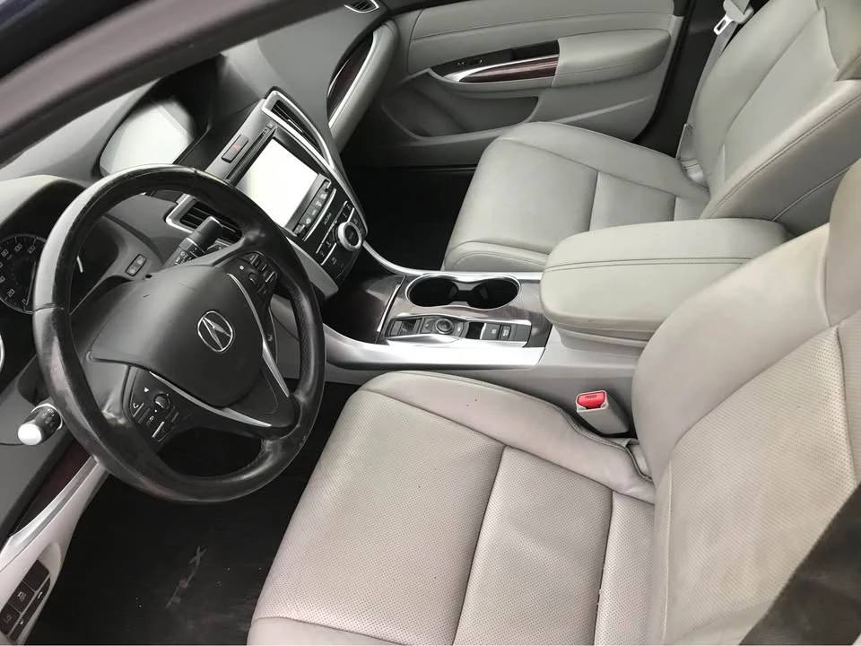 2015 Acura ILX - Image 14 of 17