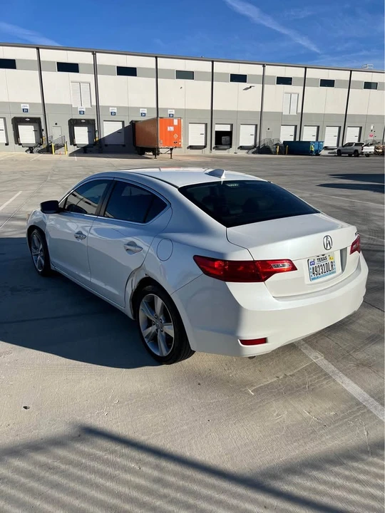 2015 Acura ILX - Image 7 of 16