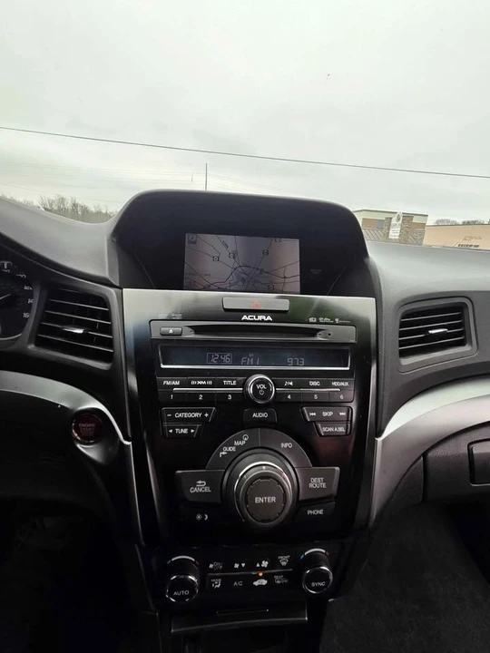2015 Acura ILX - Image 16 of 20