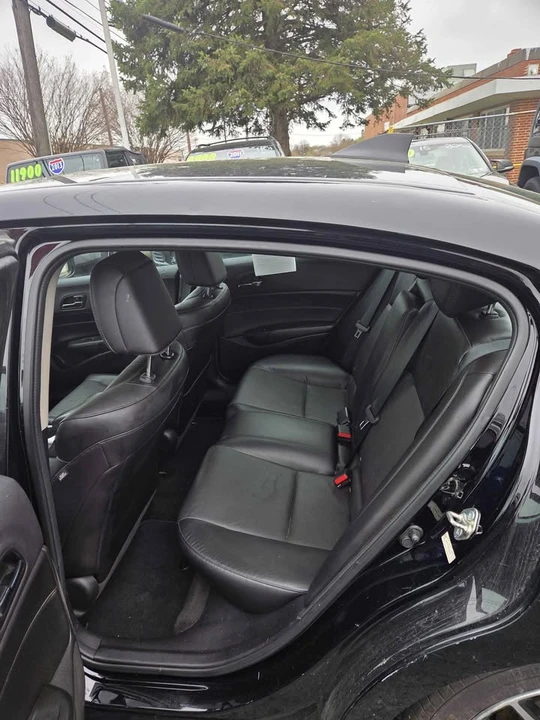 2015 Acura ILX - Image 12 of 20