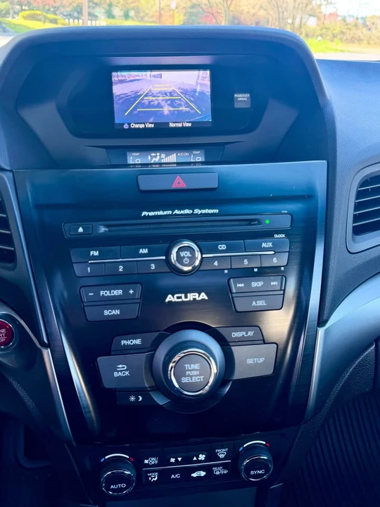 2015 Acura ILX - Image 13 of 15