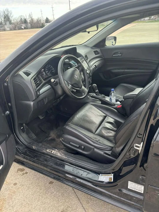2015 Acura ILX - Image 11 of 14