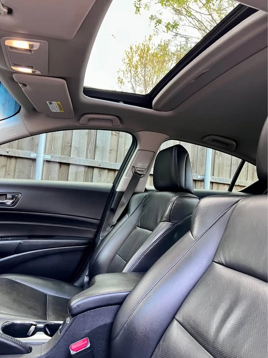 2015 Acura ILX - Image 10 of 12