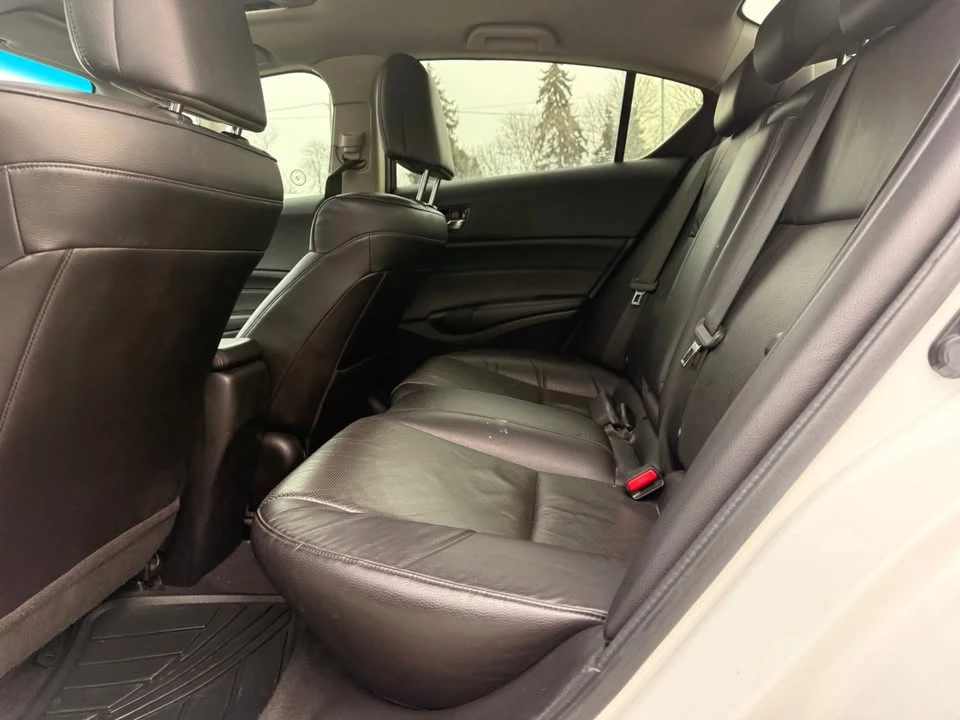 2015 Acura ILX - Image 14 of 16