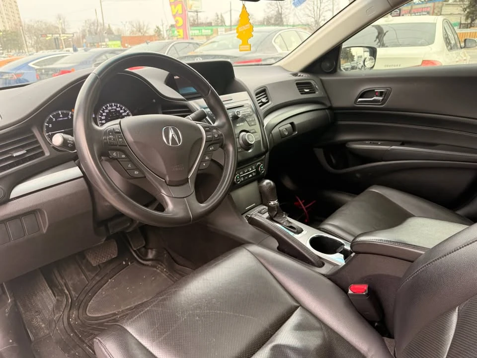 2015 Acura ILX - Image 9 of 16