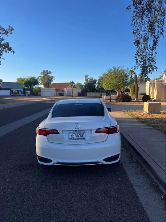 2015 Acura ILX - Image 4 of 17