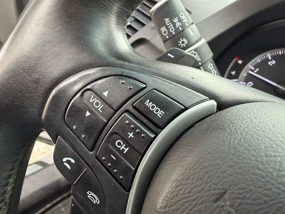 2015 Acura RDX 2nd Gen - Image 10 of 20