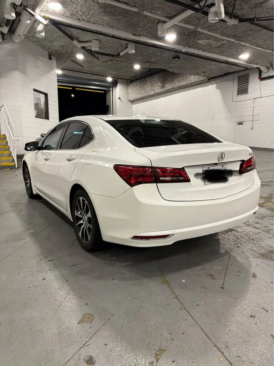 2015 Acura TLX 1st Gen - Image 8 of 10