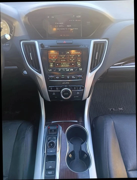 2015 Acura TLX 1st Gen - Image 18 of 20