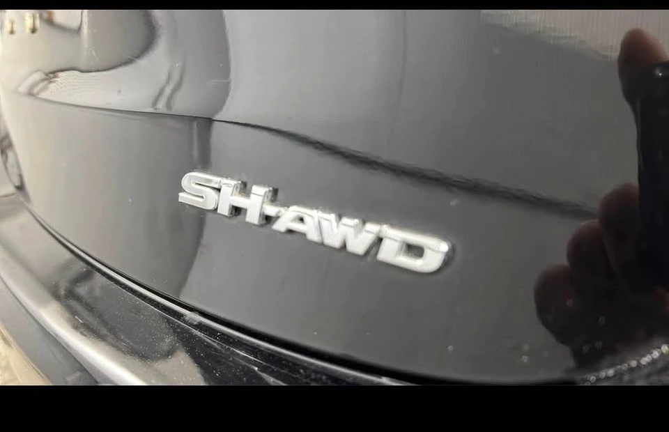 2015 Acura TLX 1st Gen - Image 18 of 19