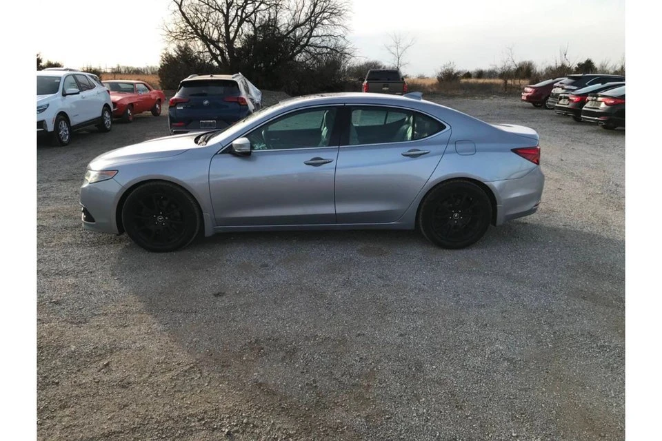 2015 Acura TLX 1st Gen - Image 2 of 20