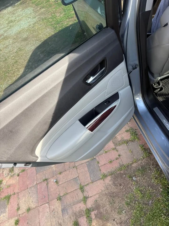 2015 Acura TLX 1st Gen - Image 2 of 9